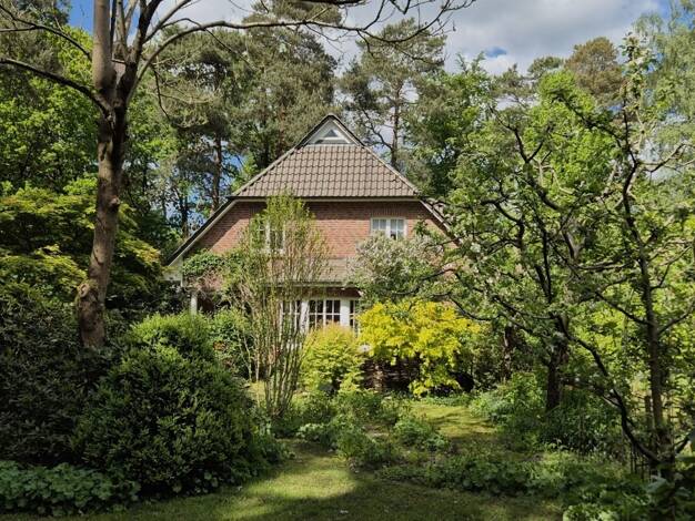 Einfamilienhaus zum Kauf provisionsfrei 880.000 € 7 Zimmer 268 m² 1.695 m² Grundstück Holm-Seppensen Buchholz in der Nordheide 21244