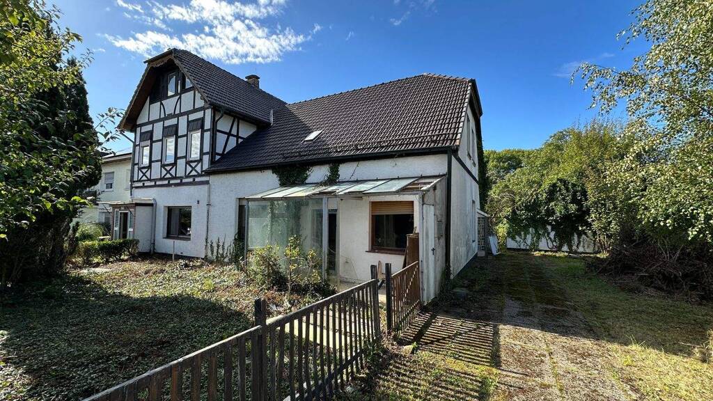 Einfamilienhaus zum Kauf 298.000 € 9 Zimmer 165 m² 2.600 m² Grundstück Ardey Fröndenberg/Ruhr 58730