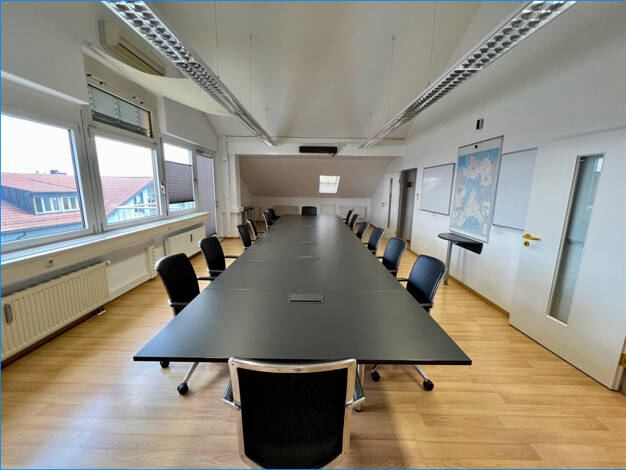 Bürogebäude zur Miete 3.299 € 5 Zimmer 296,4 m² Bürofläche Oberhaching 82041