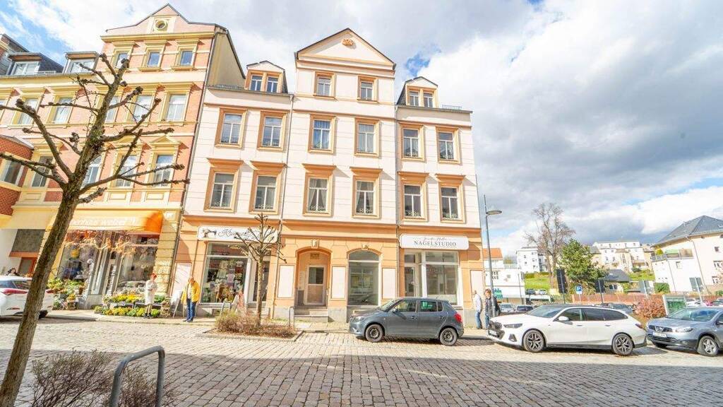 Wohnung zur Miete 546 € 4 Zimmer 91 m² frei ab sofort Limbach-Oberfrohna 09212
