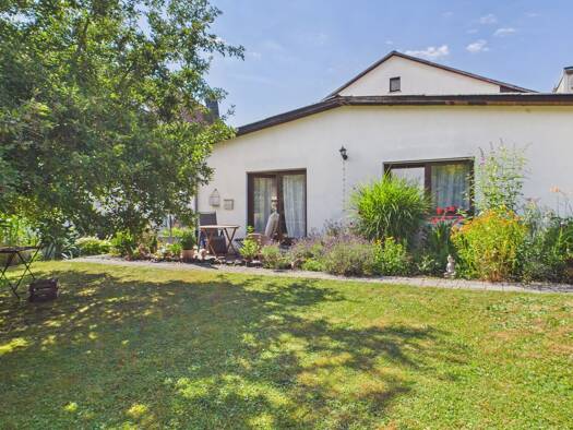 Mehrfamilienhaus zum Kauf 298.000 € 6 Zimmer 164 m² 832 m² Grundstück Dillheim Ehringshausen 35630