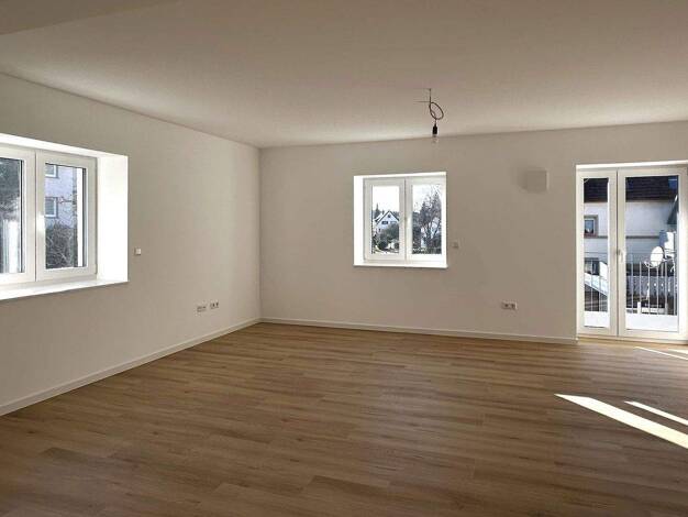 Wohnung zur Miete 990 € 3 Zimmer 80 m² 1. Geschoss Mauerbergstrasse 83 Neuweier 76534