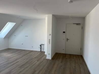 Wohnung zur Miete 950 € 3 Zimmer 68 m² Dachgeschoss, 2. Geschoss frei ab sofort Bamberg 96052
