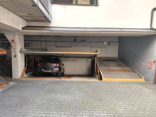 Tiefgarage zur Miete provisionsfrei 60 € 12 m² Hochstraße 25 Rosenau Nürnberg 90429