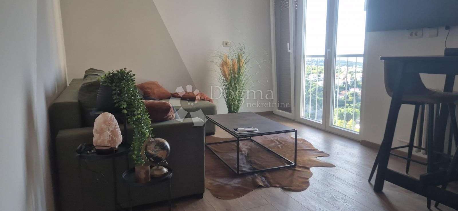 Wohnung zum Kauf 2 Zimmer 31 m²<br/>Wohnfläche 8.<br/>Geschoss Rijeka 51000