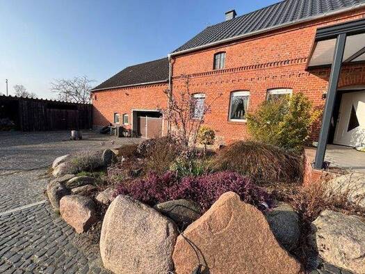 Terrassenwohnung zur Miete 800 € 4 Zimmer 125 m² Steinfeld Bismark OT Stenfeld 39628