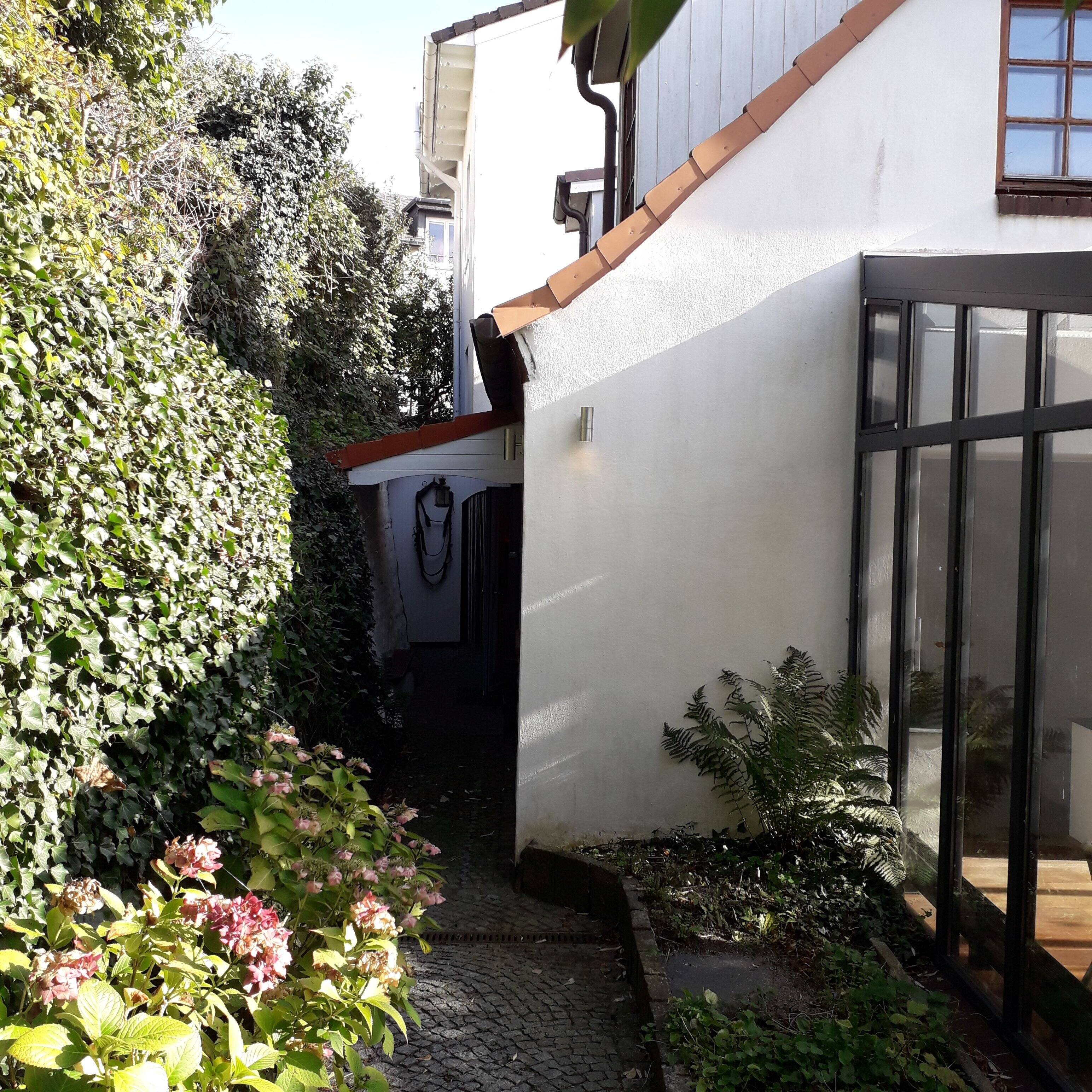 Property thumbnail 12