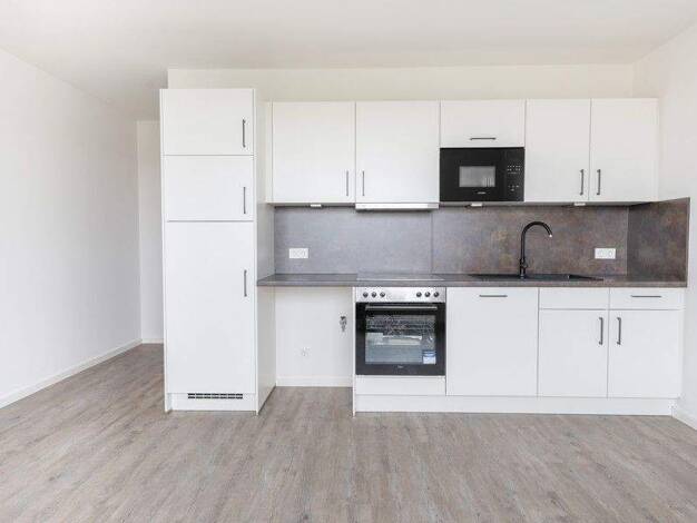 Wohnung zur Miete 649 € 2 Zimmer 43,1 m² 5. Geschoss frei ab 01.01.2026 Grunaer Straße 5 Pirnaische Vorstadt Dresden-Pirnaische Vorstadt 01069