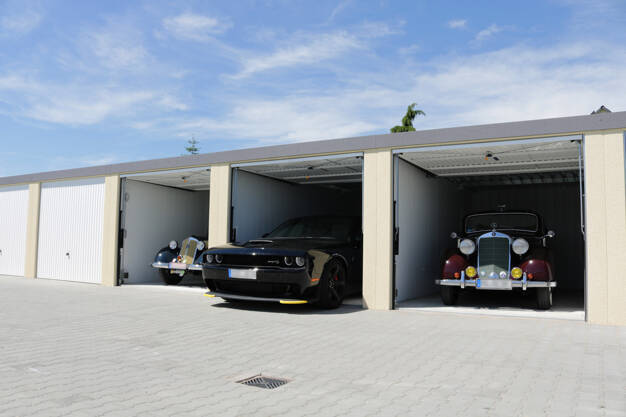 Garage zur Miete 79 € Zwickau-Marienthaler Str 30 Innenstadt Zwickau 08060