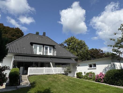 Einfamilienhaus zum Kauf 635.000 € 5 Zimmer 155 m² 726 m² Grundstück Bad Bramstedt 24576