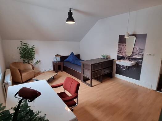 WG-Zimmer zur Miete 560 € 20 m² 1. Geschoss frei ab sofort Königsteiner Straße 50 Höchst Frankfurt am Main 65929