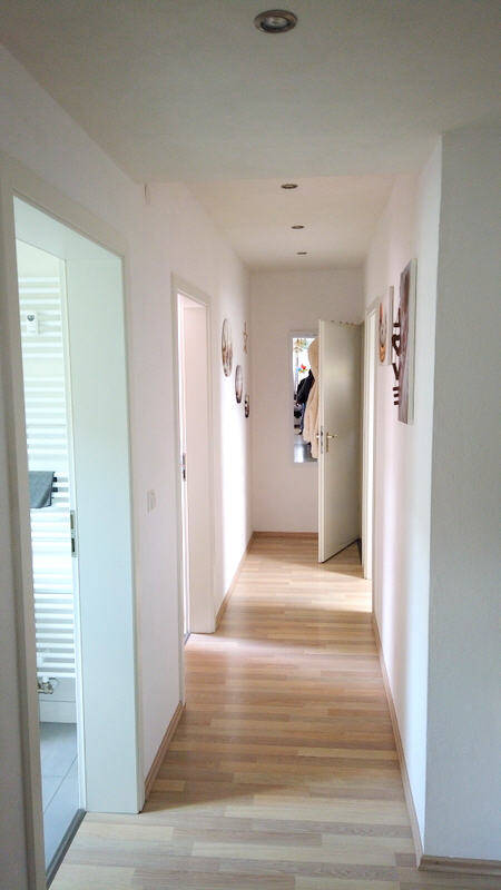 Immobilie in Gailingen am Hochrhein - Grenznahes Wohnhaus mit 3 soliden Wohnungen in Gailingen am Hochrhein zu verkaufen - Bild 4