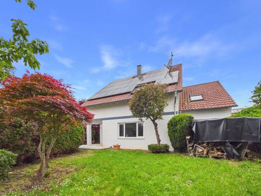 Einfamilienhaus zur Miete 2.050 € 5 Zimmer 187 m² 387 m² Grundstück frei ab 01.10.2026 Hausen Brackenheim 74336