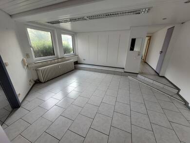 Bürogebäude zur Miete 875 € 7 Zimmer 125 m² Bürofläche Stammheim Calw 75365