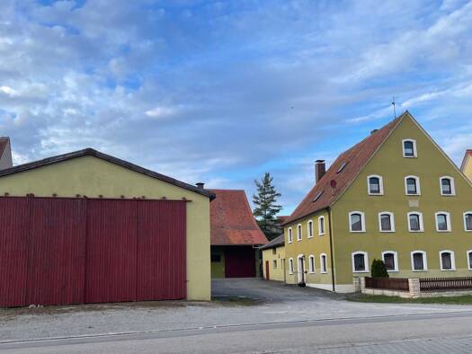 Einfamilienhaus zum Kauf provisionsfrei 350.000 € 7 Zimmer 210 m² 1.775 m² Grundstück Archshofen Feuchtwangen 91555