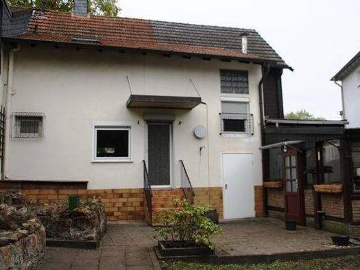 Einfamilienhaus zum Kauf 294.500 € 3 Zimmer 100 m² 248 m² Grundstück frei ab sofort Riembergstr. 82 Siegburg 53721