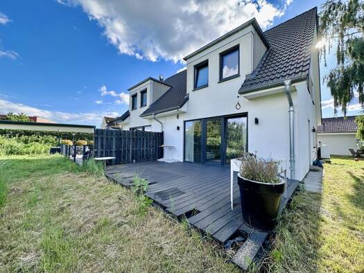 Doppelhaushälfte zum Kauf 520.000 € 5 Zimmer 125 m² 276 m² Grundstück Kücknitz Kücknitz 23569