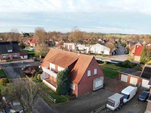 Einfamilienhaus zum Kauf 240.000 € 8 Zimmer 140 m² 1.637 m² Grundstück Ueffeln Bramsche 49565