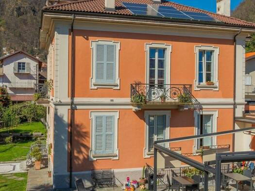Haus zum Kauf 1.850.000 € 400 m² 1.500 m² Grundstück Cannobio 28822