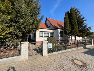 Haus zum Kauf 95.000 € 5 Zimmer 87 m² 847 m² Grundstück Rössuln Hohenmölsen 06679
