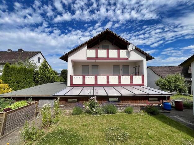 Mehrfamilienhaus zum Kauf 349.000 € 8 Zimmer 330 m² 648 m² Grundstück Bad Hersfeld 36251
