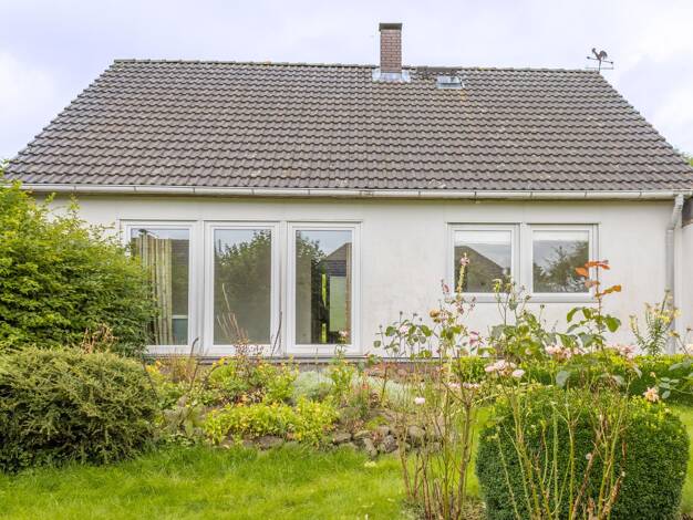 Einfamilienhaus zum Kauf 255.000 € 3 Zimmer 80 m² 903 m² Grundstück Warder Rohlstorf 23821
