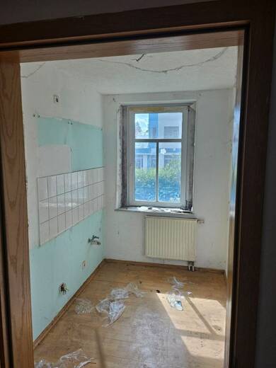 Wohnung zur Miete 280 € 2 Zimmer 43 m² Gersdorf 09355