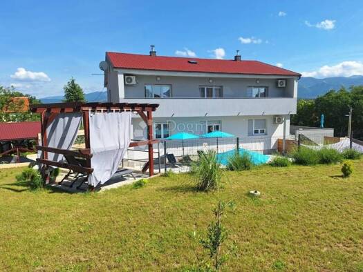 Haus zum Kauf 1.100.000 € 11 Zimmer 234 m² Cavle Čavle