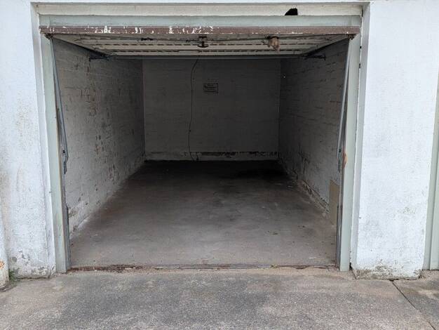 Garage zur Miete provisionsfrei 75 € Hamburger Chaussee 49-51 Hassee Kiel 24113
