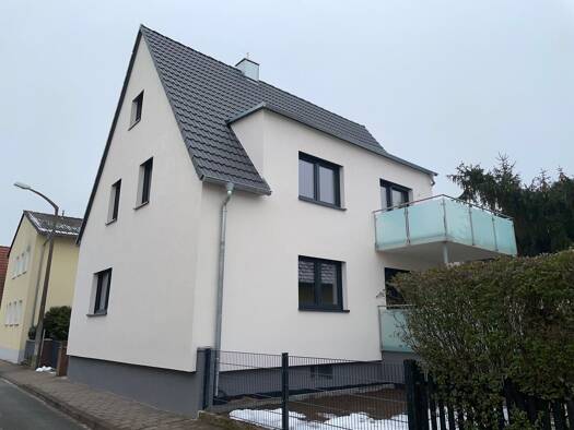 Einfamilienhaus zur Miete 2.900 € 9 Zimmer 167 m² 324 m² Grundstück frei ab sofort Alterlangen Erlangen 91056