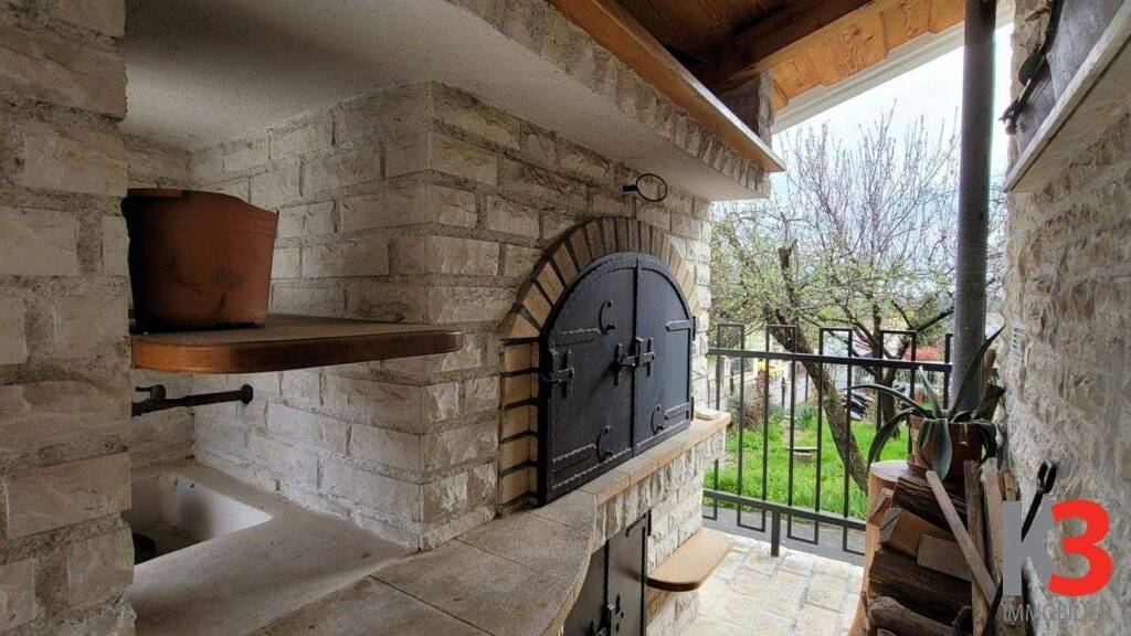 Haus zum Kauf 450.000 € 13 Zimmer 355 m² Maksimir 0