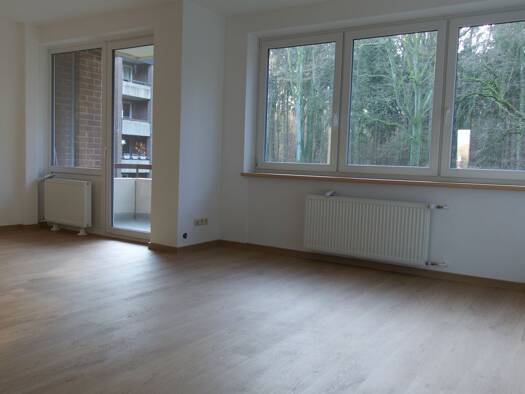 Wohnung zur Miete 900 € 2,5 Zimmer 60 m² Geschoss 1/5 frei ab 01.03.2026 Ahrensburg 22926