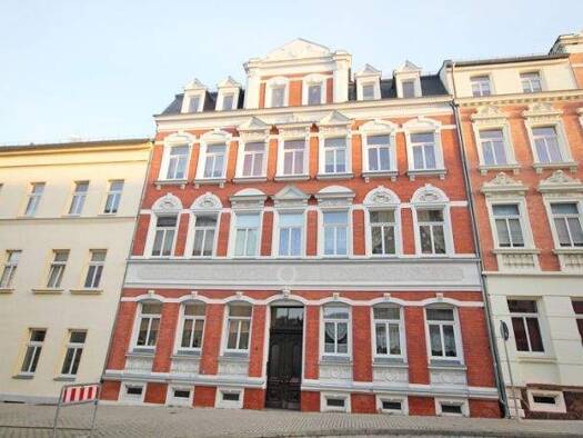 Wohnung zur Miete 370 € 2 Zimmer 75,7 m² Roßweiner Straße 3 Döbeln Döbeln 04720