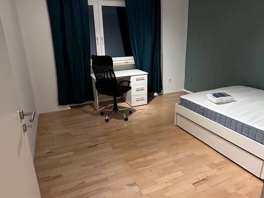 WG-Zimmer zur Miete 760 € 15 m² Geschoss 1/3 frei ab 01.08.2026 Spixstraße 20 Obergiesing München 81539