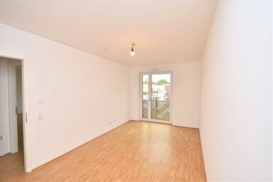 Wohnung zur Miete 700 € 4 Zimmer 109 m² frei ab sofort Václav-Havel-Platz 14 Neu-Endenich Bonn 53121