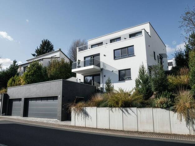 Villa zum Kauf provisionsfrei 1.691.717 € 10 Zimmer 290 m² 674 m² Grundstück Erlabrunn 97250