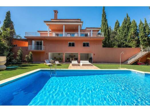 Chalet zum Kauf 1.350.000 € 5 Zimmer 509 m² 1.125 m² Grundstück San Roque 11310