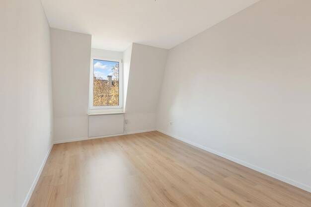 Wohnung zur Miete 750 € 3 Zimmer 77 m² Dachgeschoss Wuppertal 42277