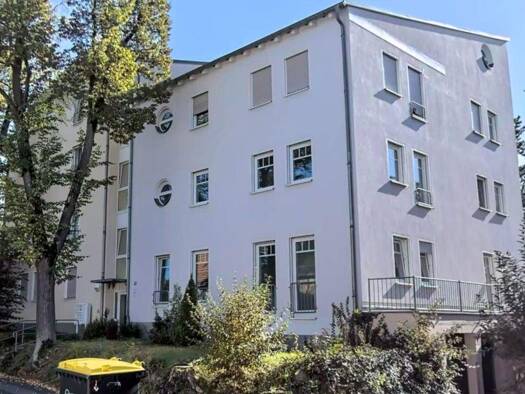 Wohnung zur Miete 310 € 1 Zimmer 52,7 m² 1. Geschoss Obere Straße 12 a Lichtenstein Lichtenstein 09350