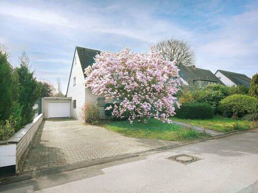 Mehrfamilienhaus zum Kauf 750.000 € 6 Zimmer 194 m² 789 m² Grundstück Hilden 40721