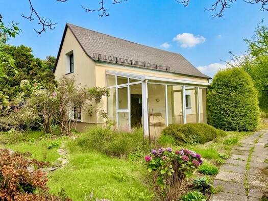 Einfamilienhaus zum Kauf 350.000 € 4 Zimmer 85 m² 974 m² Grundstück frei ab sofort Boxdorf Moritzburg 01468