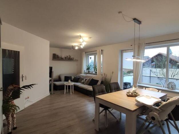 Wohnung zur Miete 1.100 € 4 Zimmer 85 m² 2. Geschoss frei ab 01.12.2026 Tornesch 25436