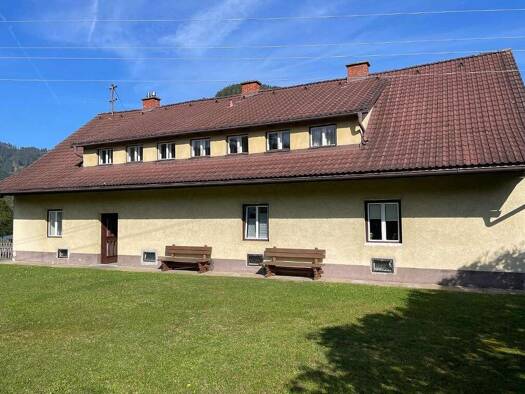 Mehrfamilienhaus zum Kauf als Kapitalanlage geeignet 211.900 € 10 Zimmer 300 m² 721 m² Grundstück Bruck an der Mur 8600