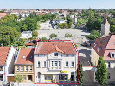 Wohn- und Geschäftshaus zum Kauf als Kapitalanlage geeignet 280.000 € 14 Zimmer 558 m² 330 m² Grundstück Staßfurt Staßfurt 39418