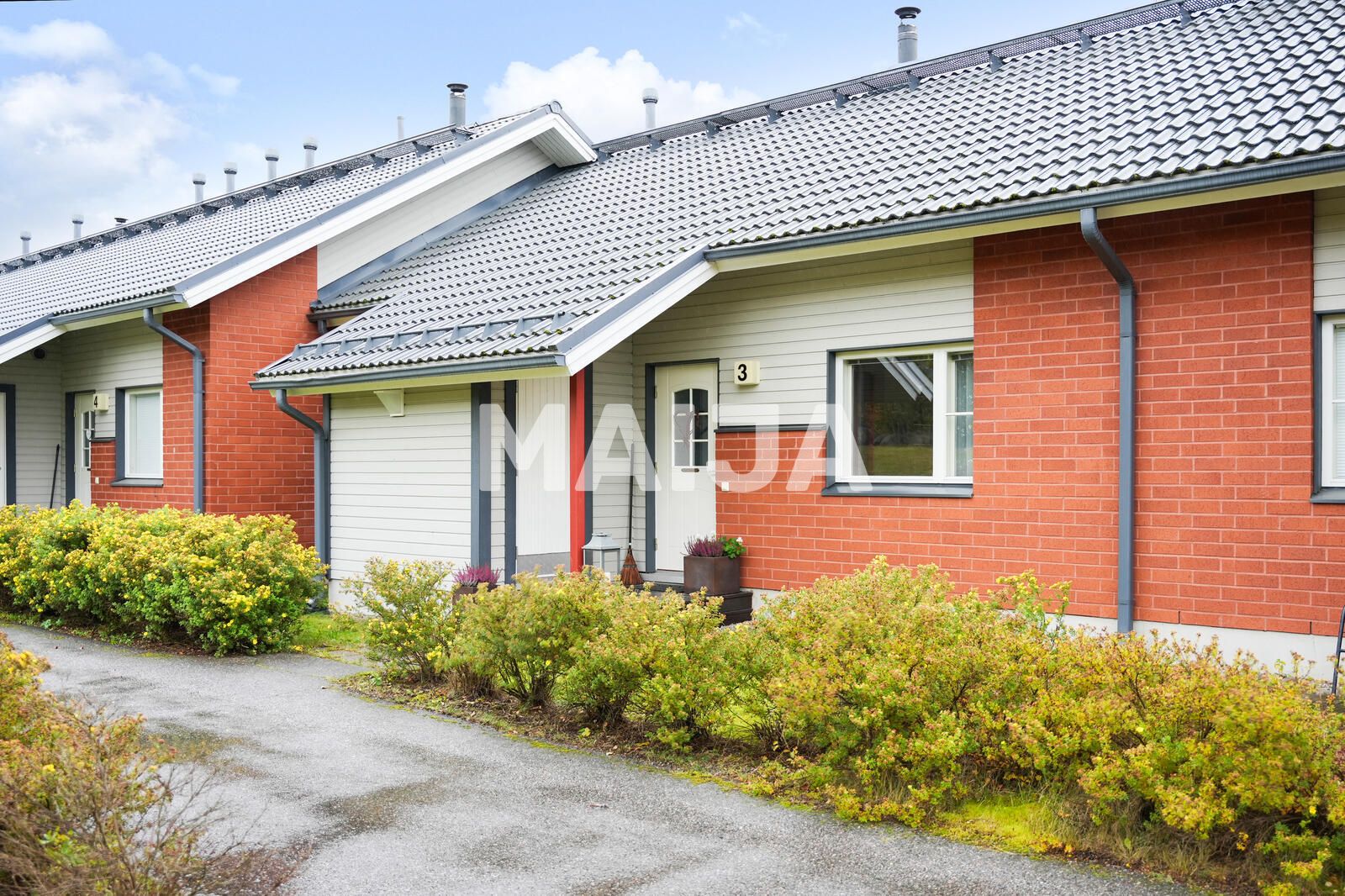 Reihenmittelhaus zum Kauf 198.000 € 4 Zimmer 88,5 m²<br/>Wohnfläche 3.345 m²<br/>Grundstück Jyrätie 1 Riihimäki 11130