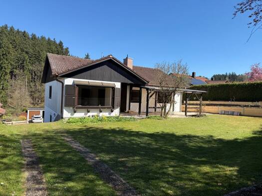 Einfamilienhaus zur Miete 1.950 € 5 Zimmer 174,2 m² 739 m² Grundstück frei ab 01.05.2026 Wartenberg 85456