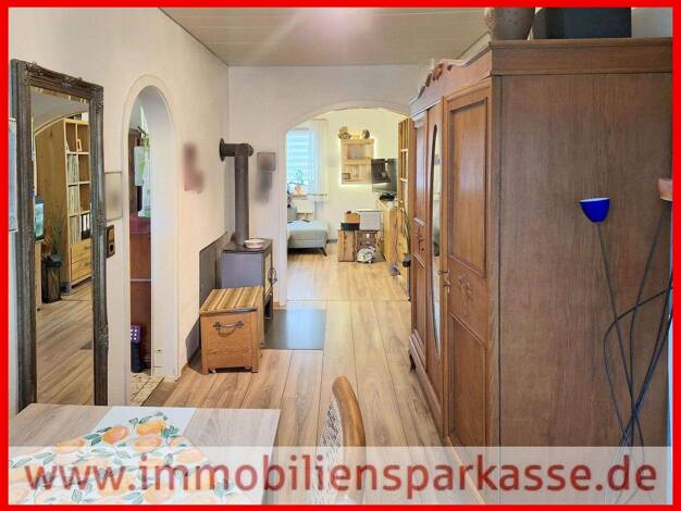 Mehrfamilienhaus zum Kauf 239.000 € 5 Zimmer 112,5 m² 225 m² Grundstück frei ab 15.01.2026 Niefern Niefern-Öschelbronn 75223