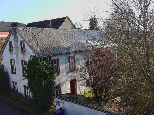 Bauernhaus zum Kauf 349.000 € 7 Zimmer 270 m² 1.615 m² Grundstück Basberg 54578