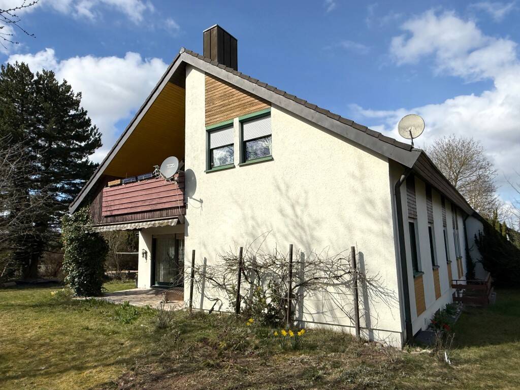 Immobilie in Lichtenau - 2-Familienhaus mit Doppelgarage - Bild 1