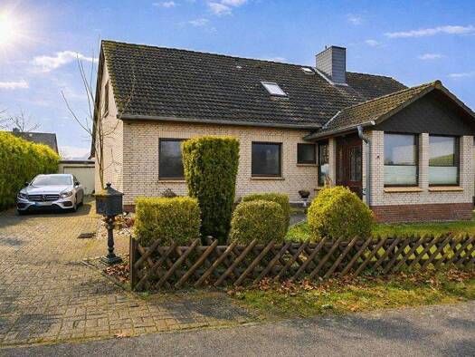 Einfamilienhaus zum Kauf 450.000 € 7 Zimmer 210 m² 1.000 m² Grundstück Sauensiek 21644